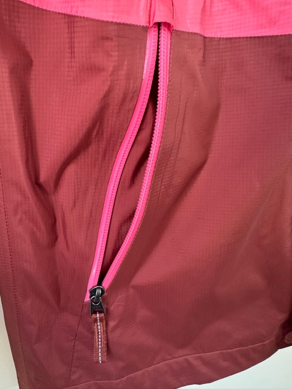 Kids REI Pink Two-Tone Hooded Rain Jacket - Picture 5 of 13